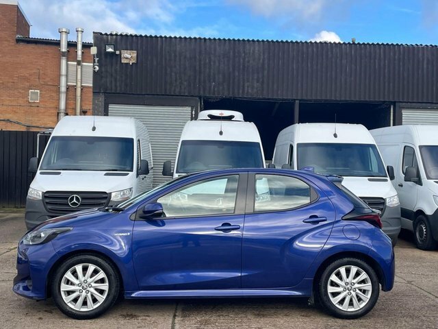 Toyota Yaris 1.5 Vvt-h Icon Hatchback YM70NNK Blue #3