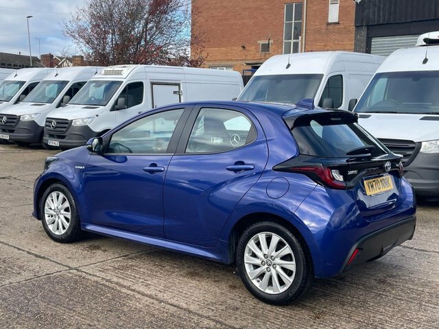 Toyota Yaris 1.5 Vvt-h Icon Hatchback YM70NNK Blue #4