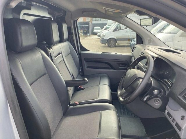 Peugeot Expert 1.5 Blue Hdi Professional NV22RJZ White #4