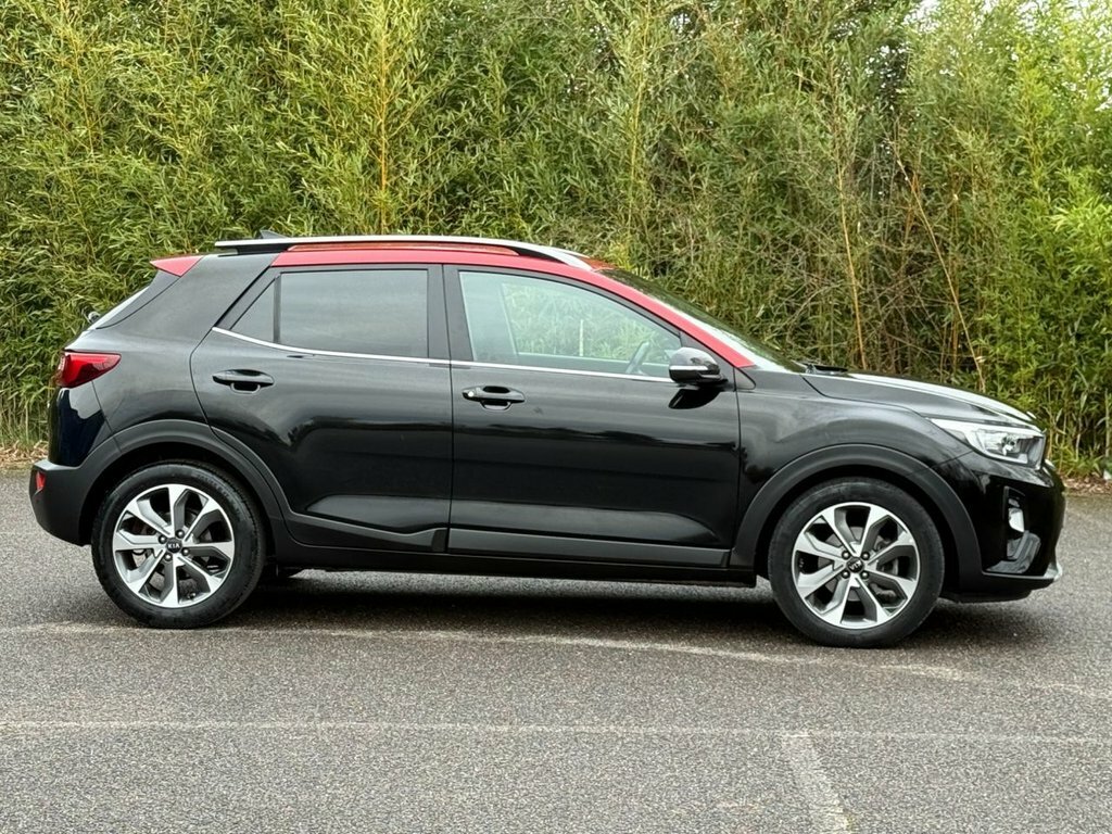Kia Stonic 1L 4 LC69OAW Black #3