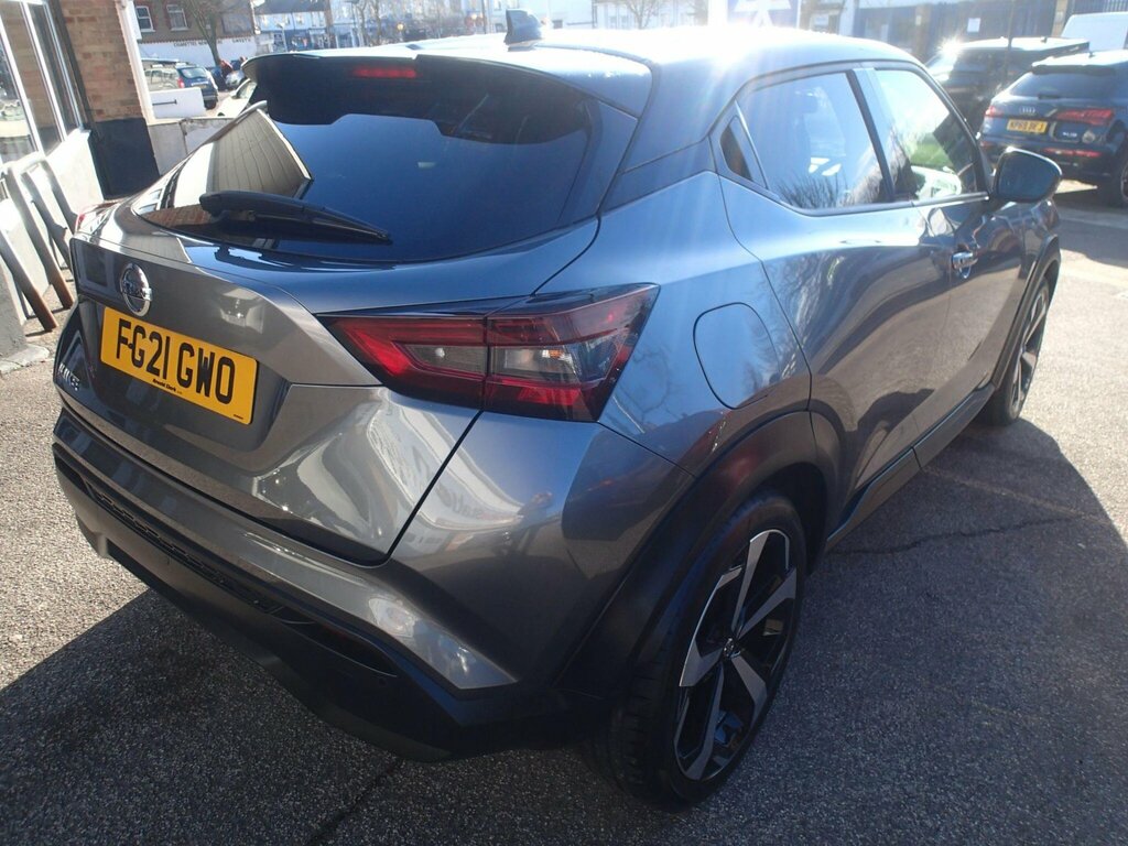 Nissan Juke 1.0 Dig-t Tekna Euro 6 Ss FG21GWO Grey #2