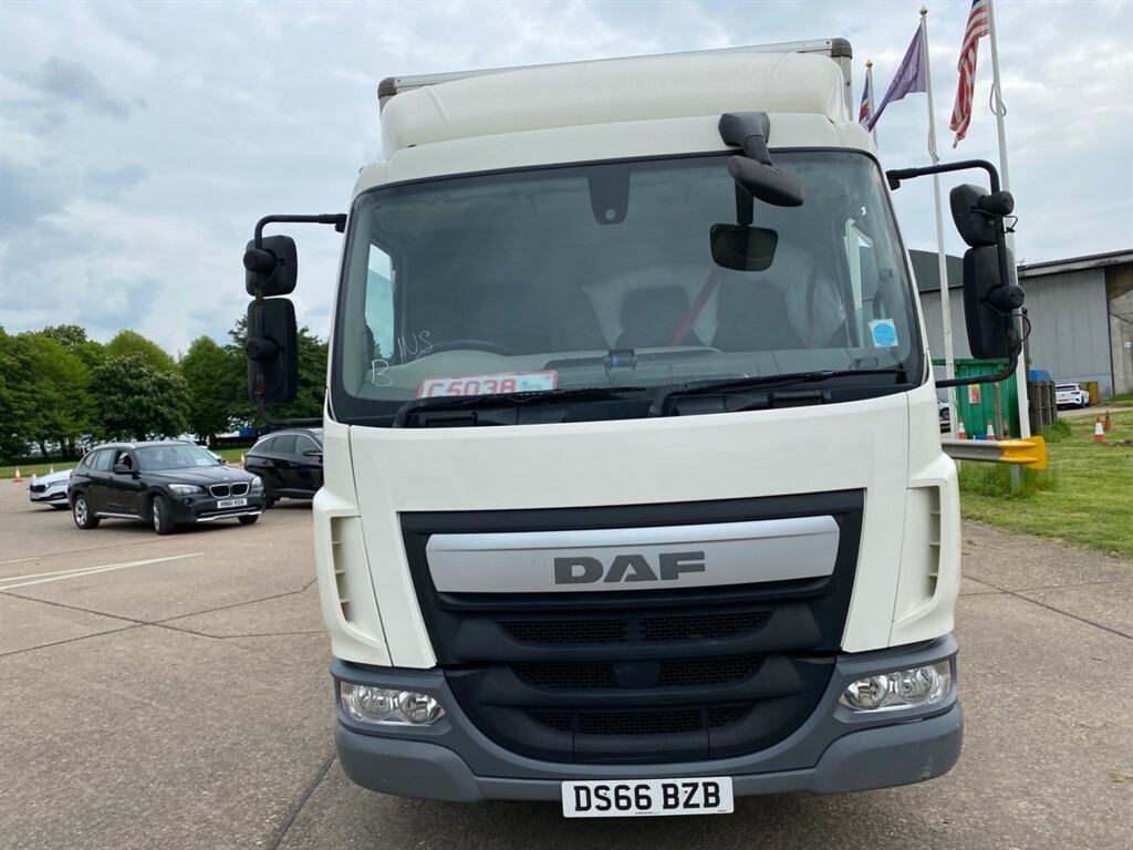 DAF All Models 4.5 L Lf45.160 7.5T Box Lorry White #6