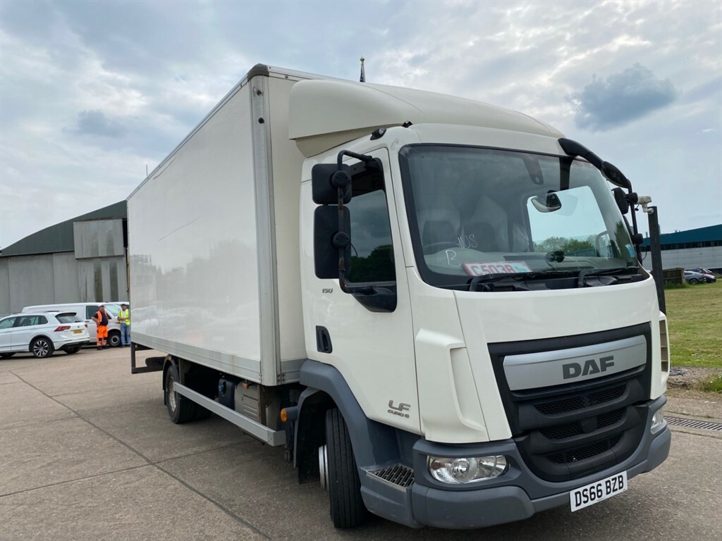DAF All Models 4.5 L Lf45.160 7.5T Box Lorry White #5