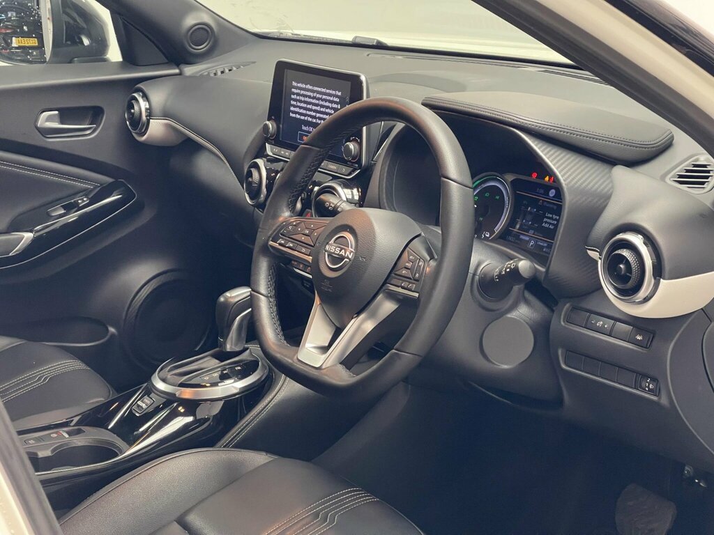 Nissan Juke 1.6 Premiere Edition Euro 6 LT22AFZ White #5