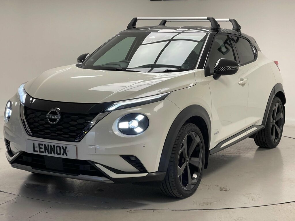 Nissan Juke 1.6 Premiere Edition Euro 6 LT22AFZ White #2