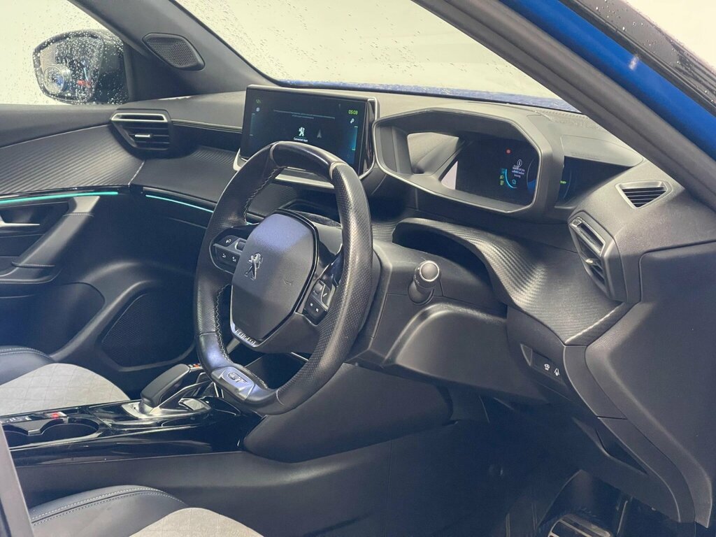 Peugeot e-2008 50Kwh Gt Premium LL21YDZ Blue #6