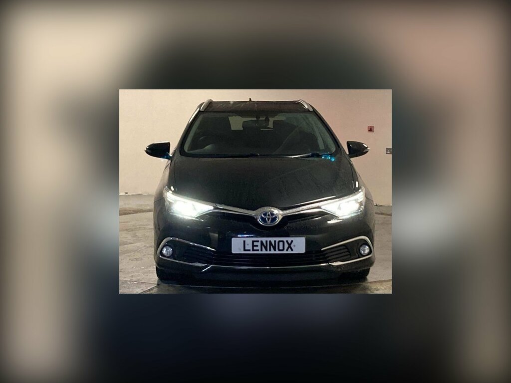 Toyota Auris 1.8 Vvt-h Excel Touring Sports Cvt Euro 6 Ss Black