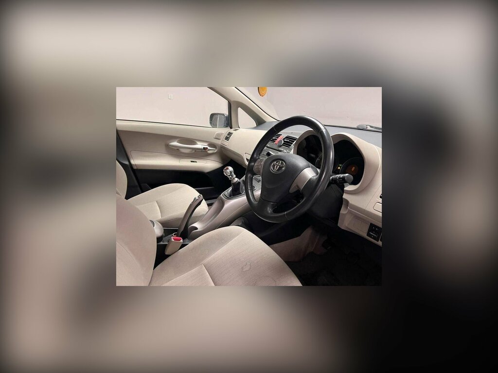 Toyota Auris 2.0 D-4d T Spirit Grey #6