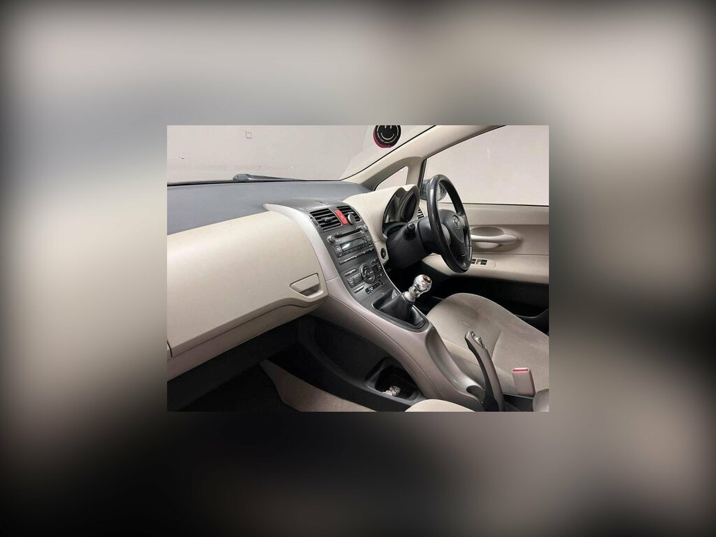 Toyota Auris 2.0 D-4d T Spirit Grey #4