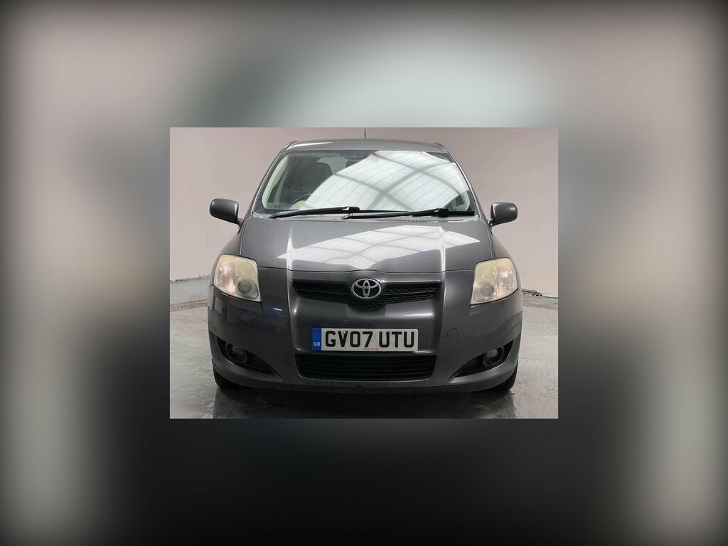 Toyota Auris 2.0 D-4d T Spirit Grey