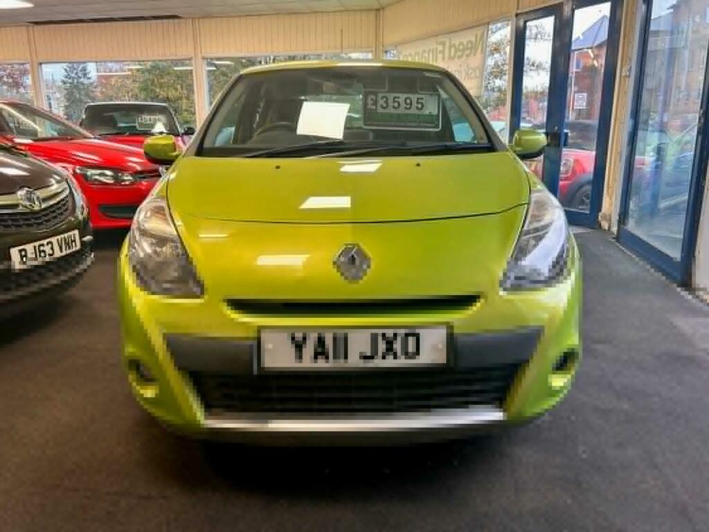 Renault Clio Dynamique Tomtom 16V YA11JXO Green #2