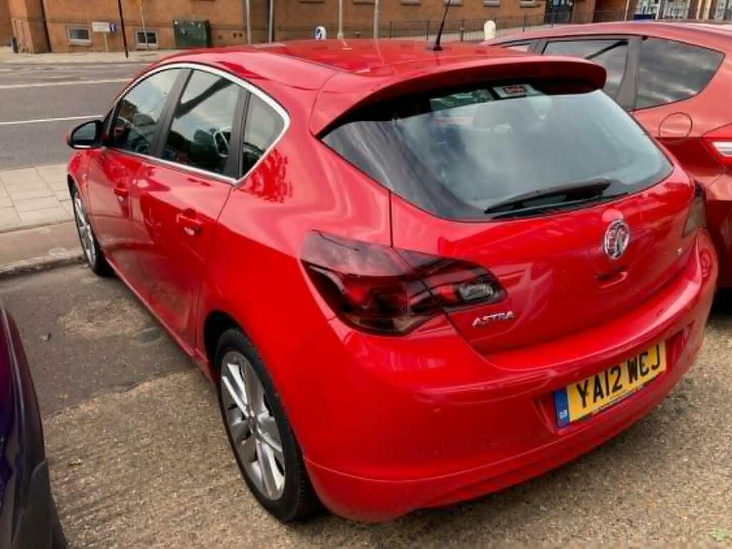 Vauxhall Astra 1.6 16V Sri VX Line Red #4