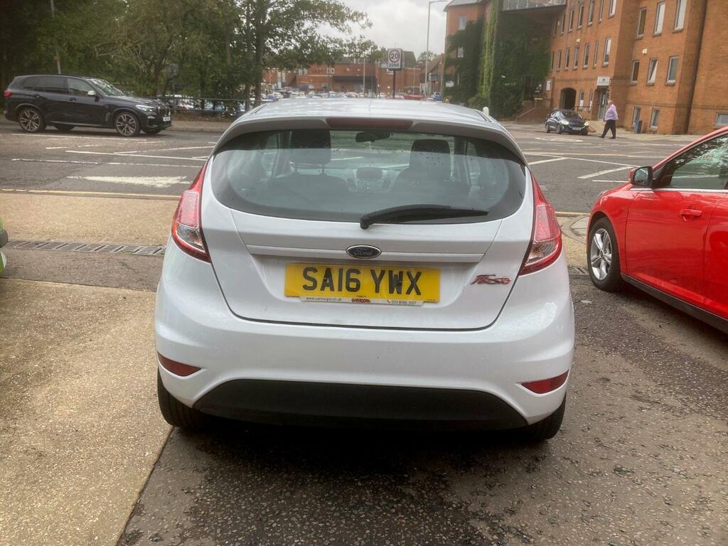 Ford Fiesta 1.3 Zetec SA16YWX White #6