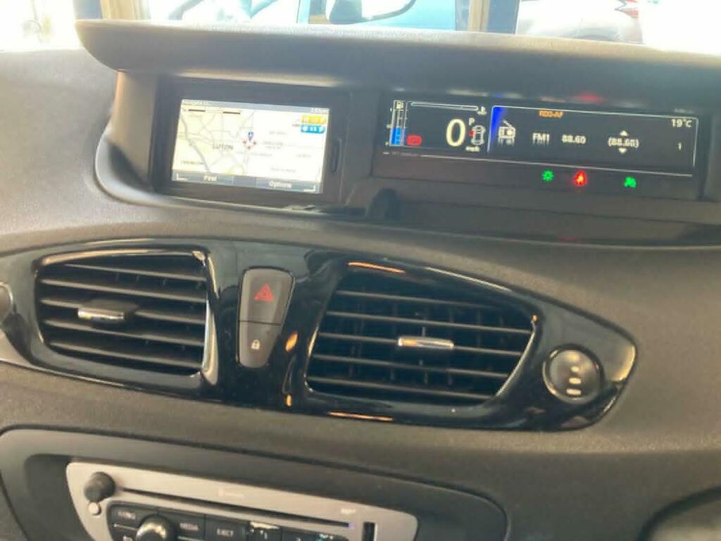 Renault Scenic 1.5 Dci Dynamique Tomtom Black #6
