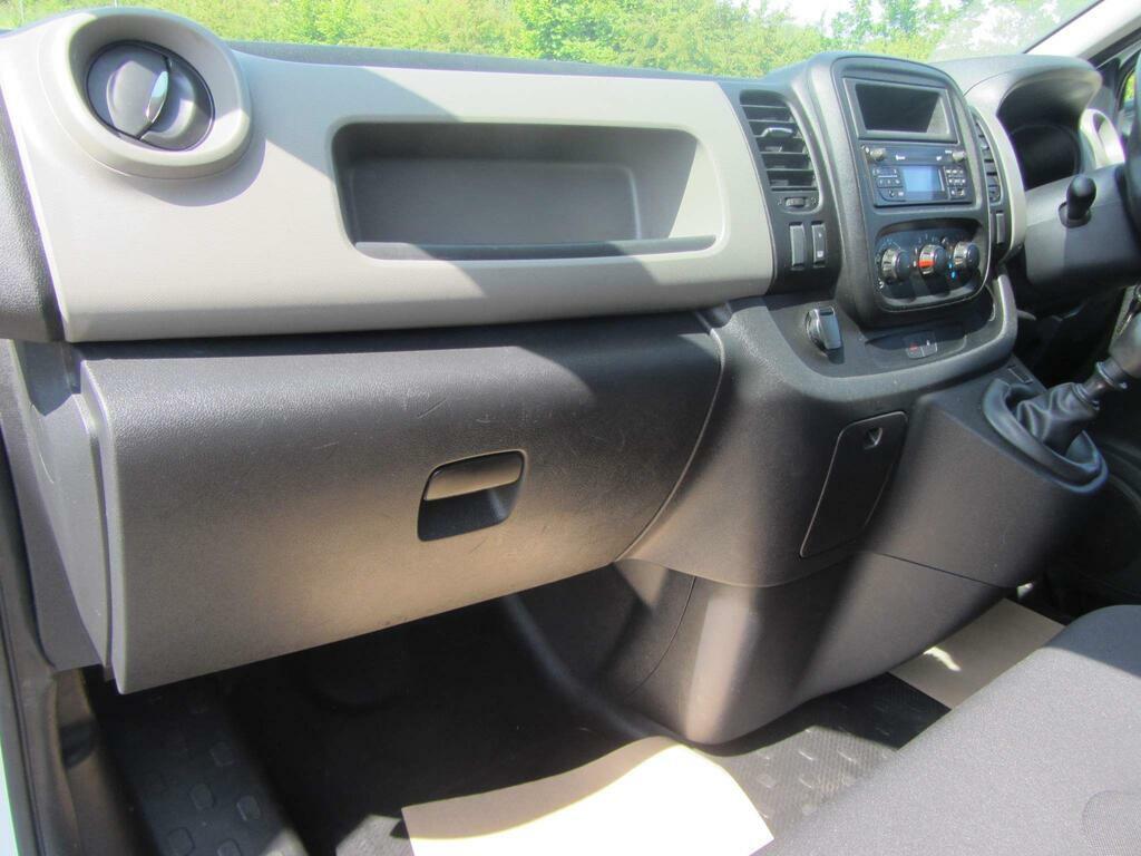 Renault Trafic 1.6 Dci 29 Business Lwb Standard Roof Euro 6 SH68VYX White #6