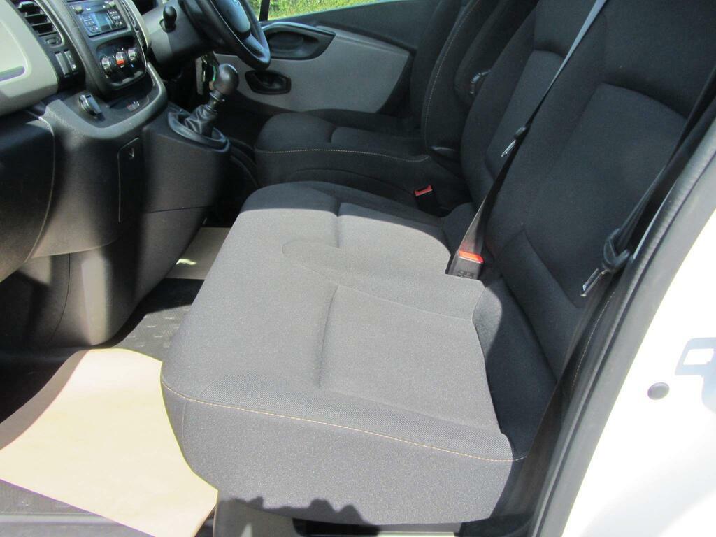 Renault Trafic 1.6 Dci 29 Business Lwb Standard Roof Euro 6 SH68VYX White #5