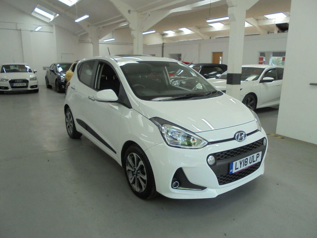 Hyundai I10 1.2 Premium Se Sat Nav LY18ULP White #2