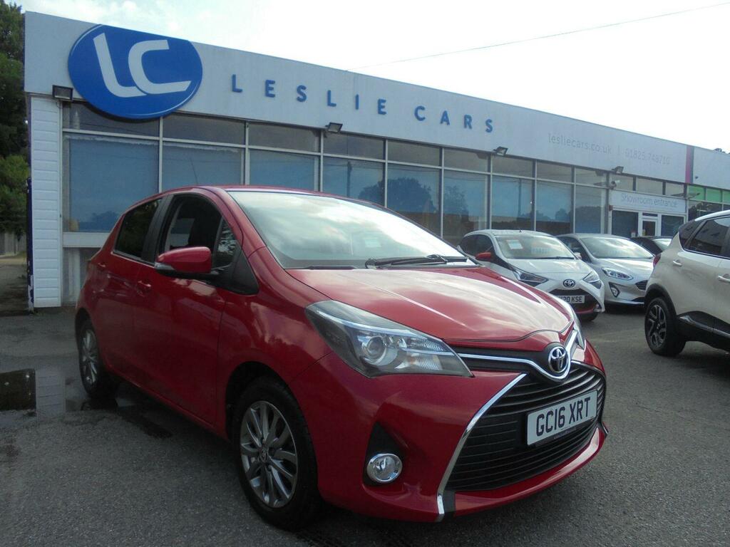 Toyota Yaris 1.3 Dual Vvt-i Icon 6 Speed Red