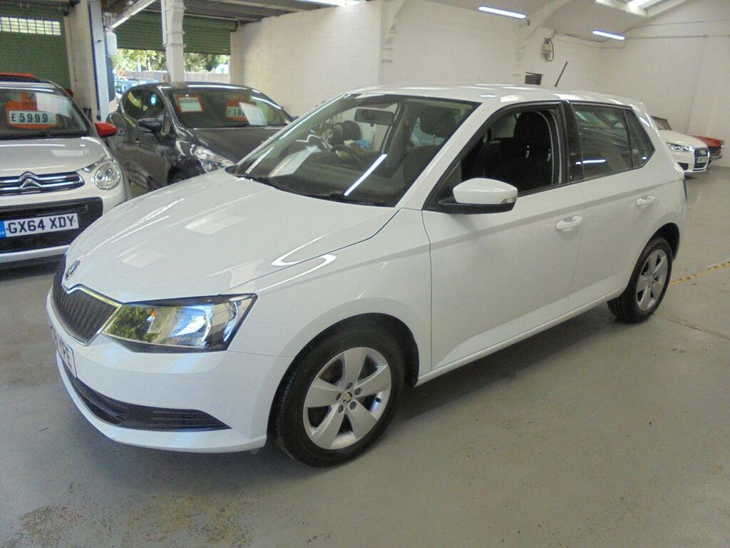 Skoda Fabia 1.0 Tsi Se LF68YFE White #4