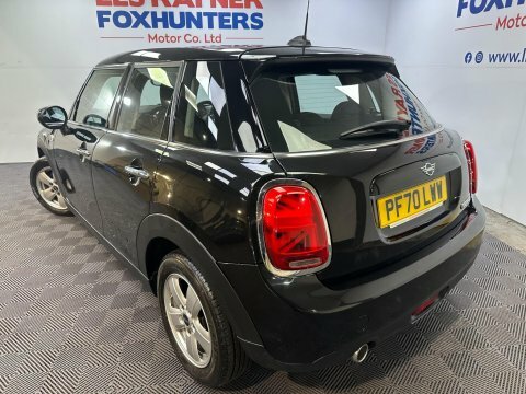 Mini Hatch 1.5 Cooper Classic PF70LWW Black #3