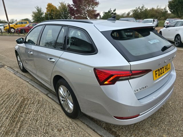 Skoda Octavia Tsi Act Se Technology Silver #6