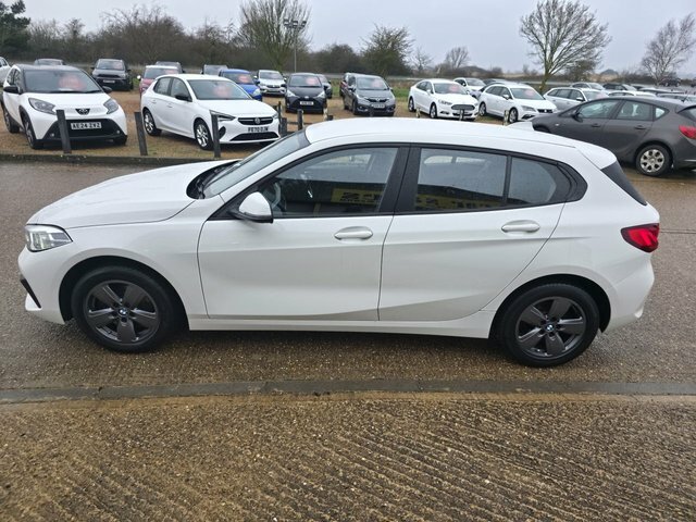 BMW 1 Series 118I Se Lcp Hatchback GP21FGK White #5