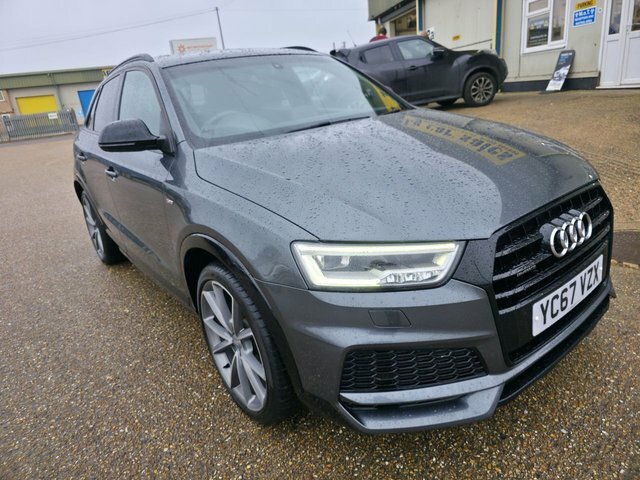 Audi Q3 Tdi Black Edition Suv YC67VZX Grey #2