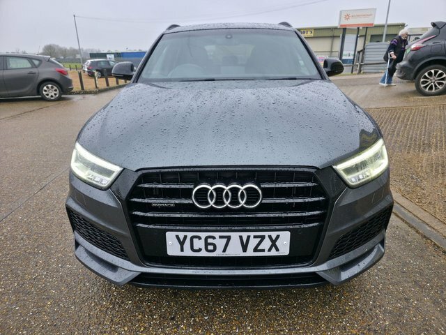 Audi Q3 Tdi Black Edition Suv YC67VZX Grey #3