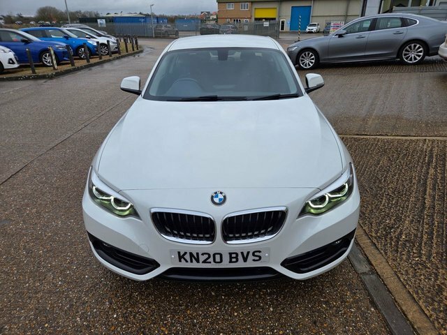 BMW 2 Series Gran Coupe 218D Sport Coupe White #3