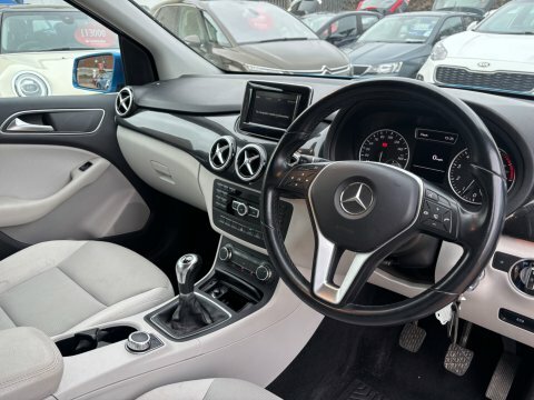Mercedes-Benz B Class B180 Blueefficiency Se  #6