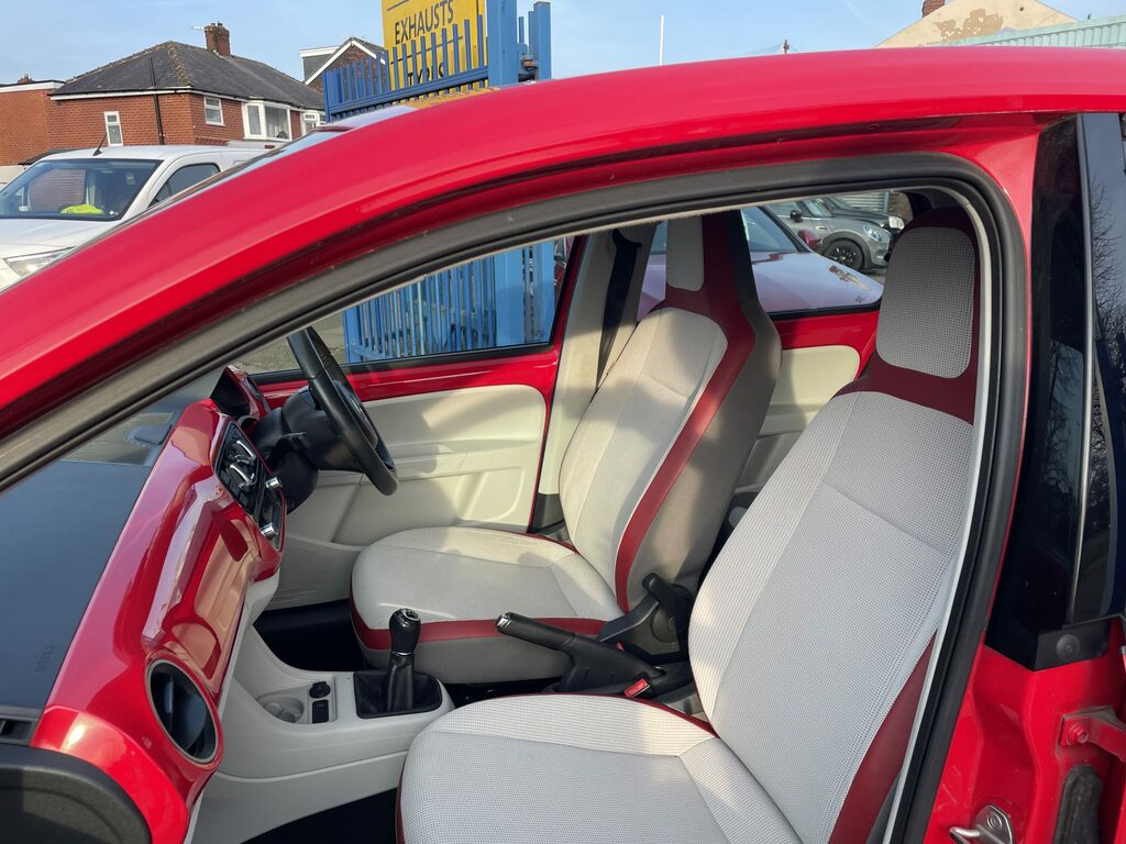 Volkswagen Up High Up NA64GVX Red #6