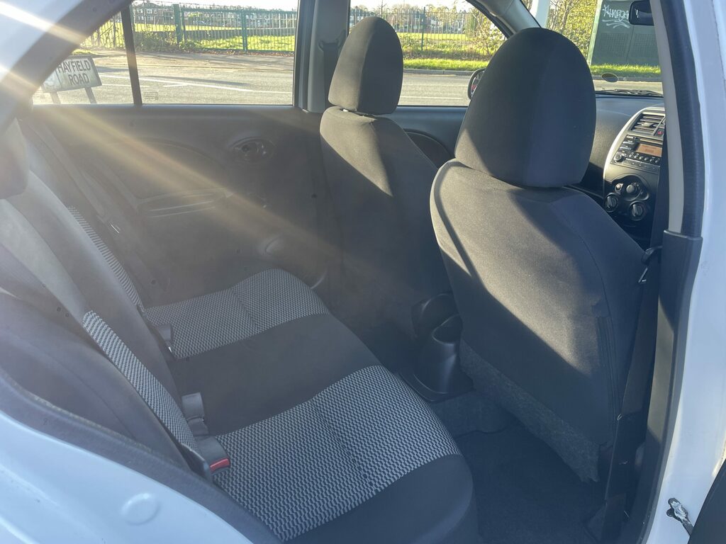 Nissan Micra Visia White #5