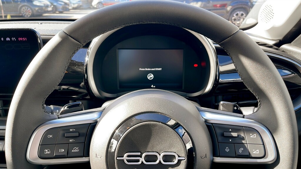 Fiat 600 1.2 Hybrid 48V Edct-6 GJ75XTU Black #6