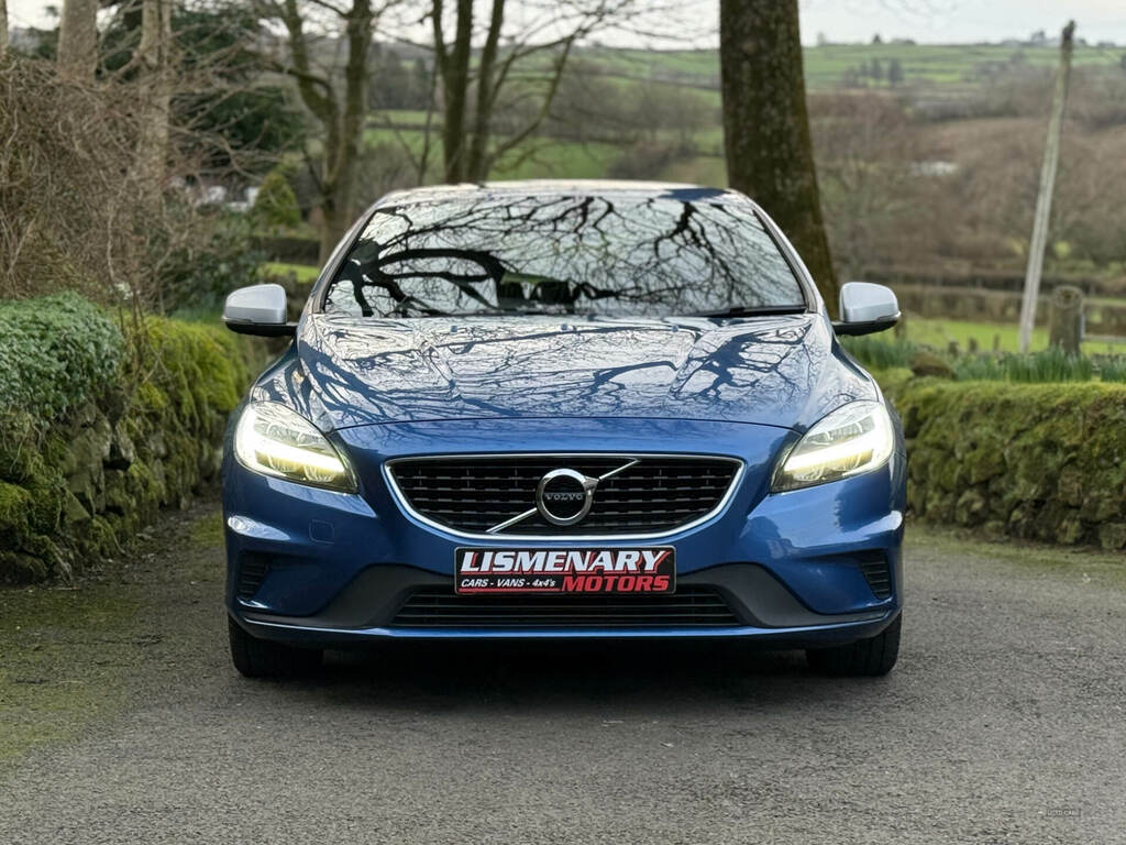 Volvo V40 D2 120 R Design Nav Plus CE67FAU Blue #3