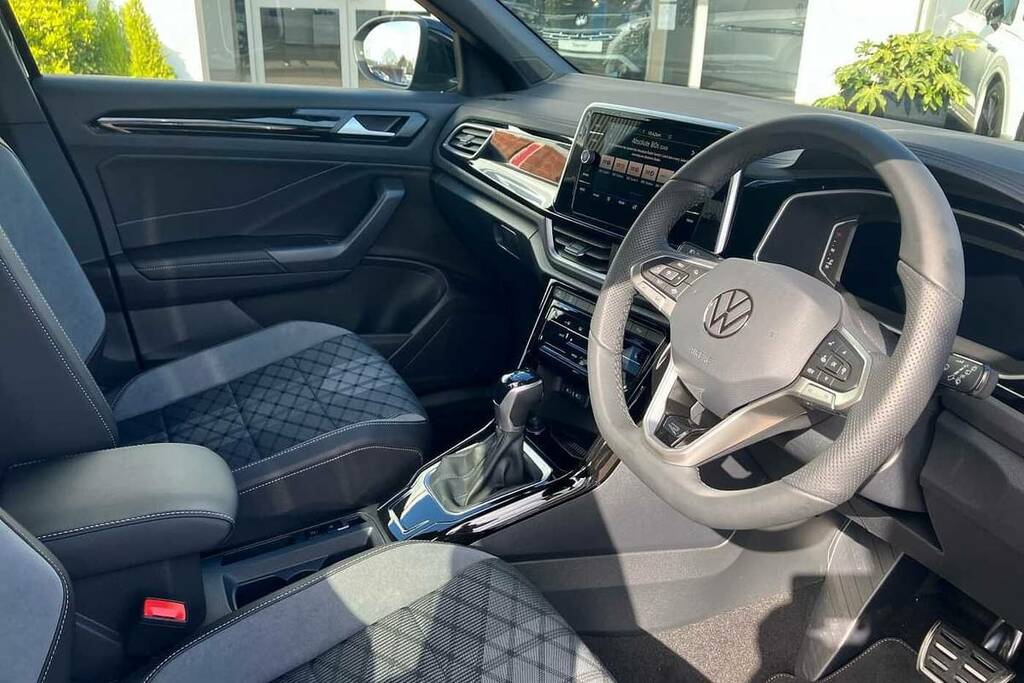 Volkswagen T-Roc 1.5 Tsi R-line Dsg FG25RMX Black #6