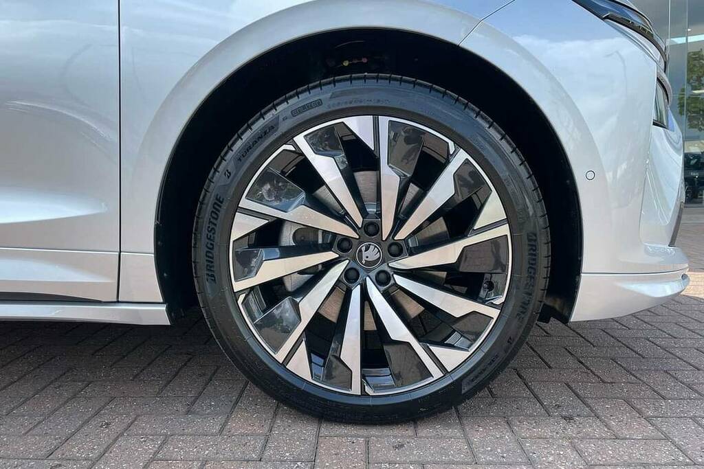 Skoda ENYAQ 210Kw 85X Sportline 82Kwh 4X4 BD25UGE Silver #5
