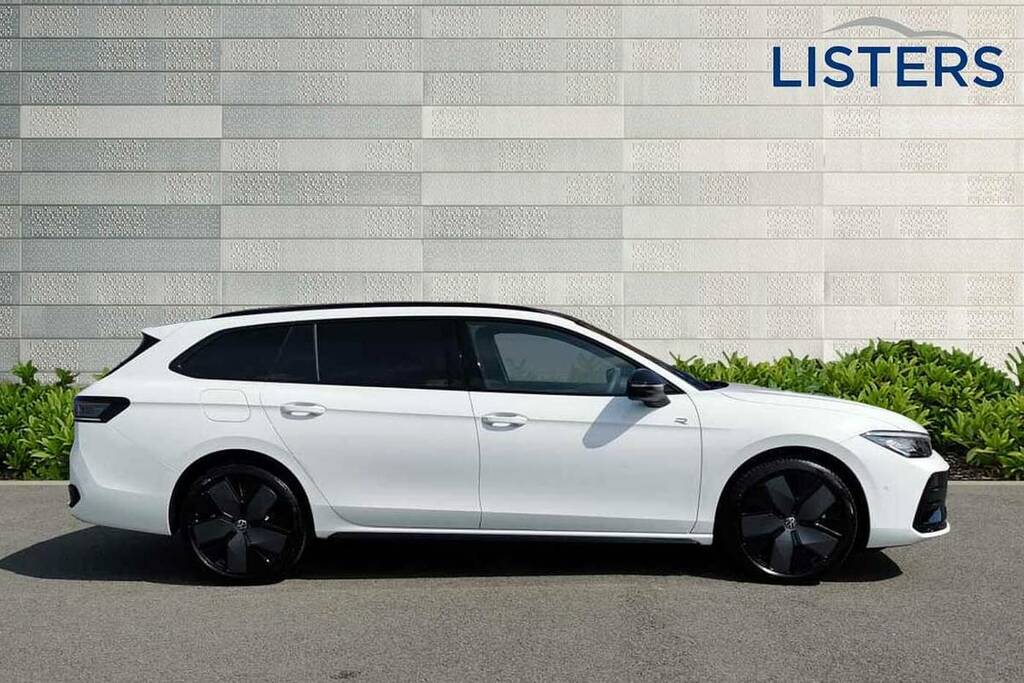 Volkswagen Passat 1.5 Tsi Ehybrid R-line Dsg VN25JPV Black #4