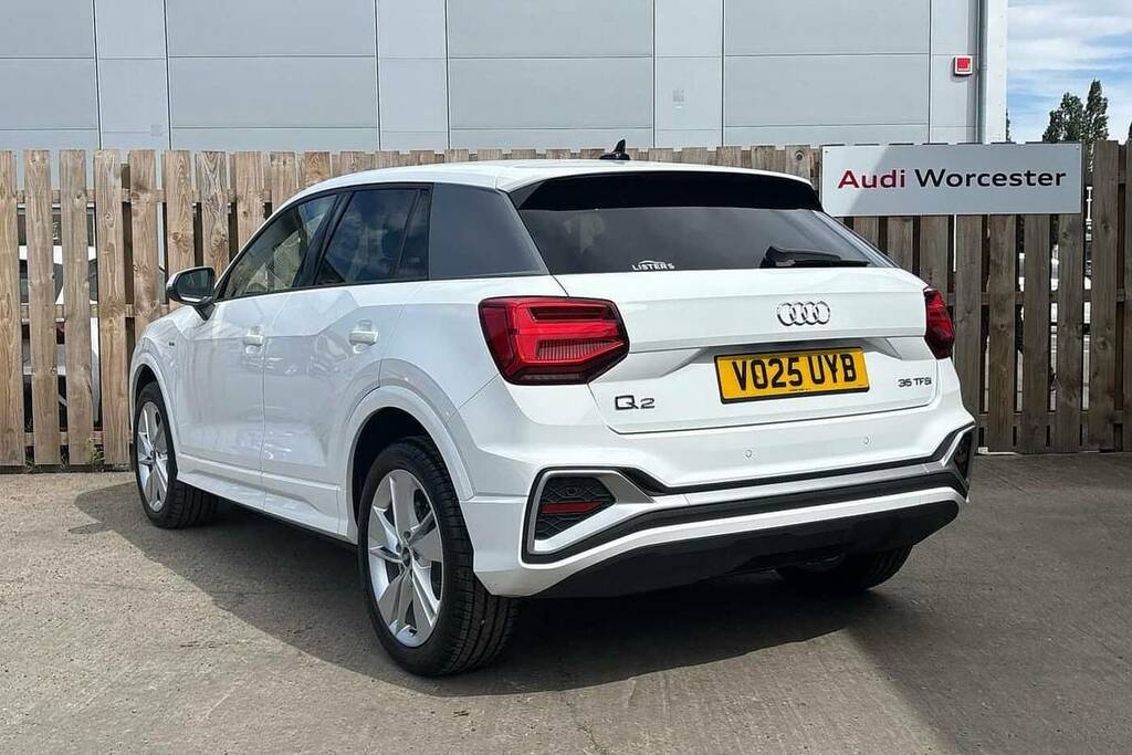 Audi Q2 35 Tfsi S Line S Tronic VO25UYB White #3