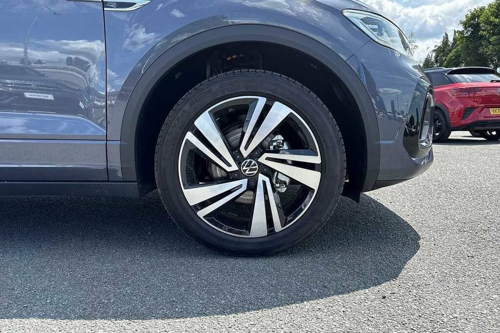 Volkswagen T-Roc 1.5 Tsi R-line Dsg Grey #5