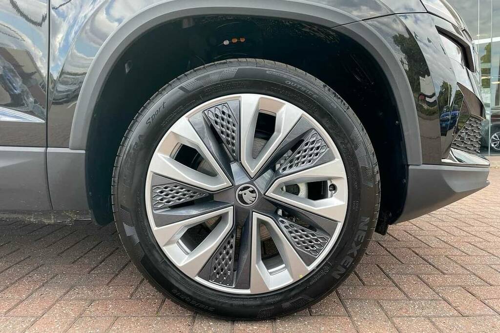 Skoda Karoq 1.0 Tsi 116 Se L Edition BP25OXV Black #5