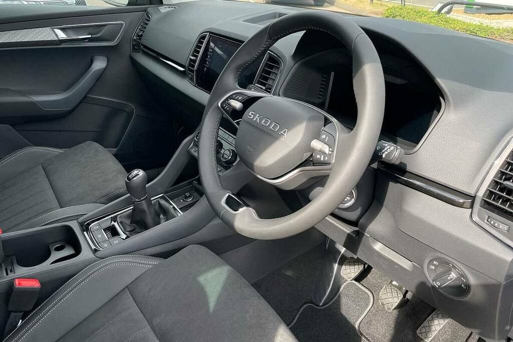 Skoda Karoq 1.0 Tsi 116 Se L Edition BP25OXV Black #6