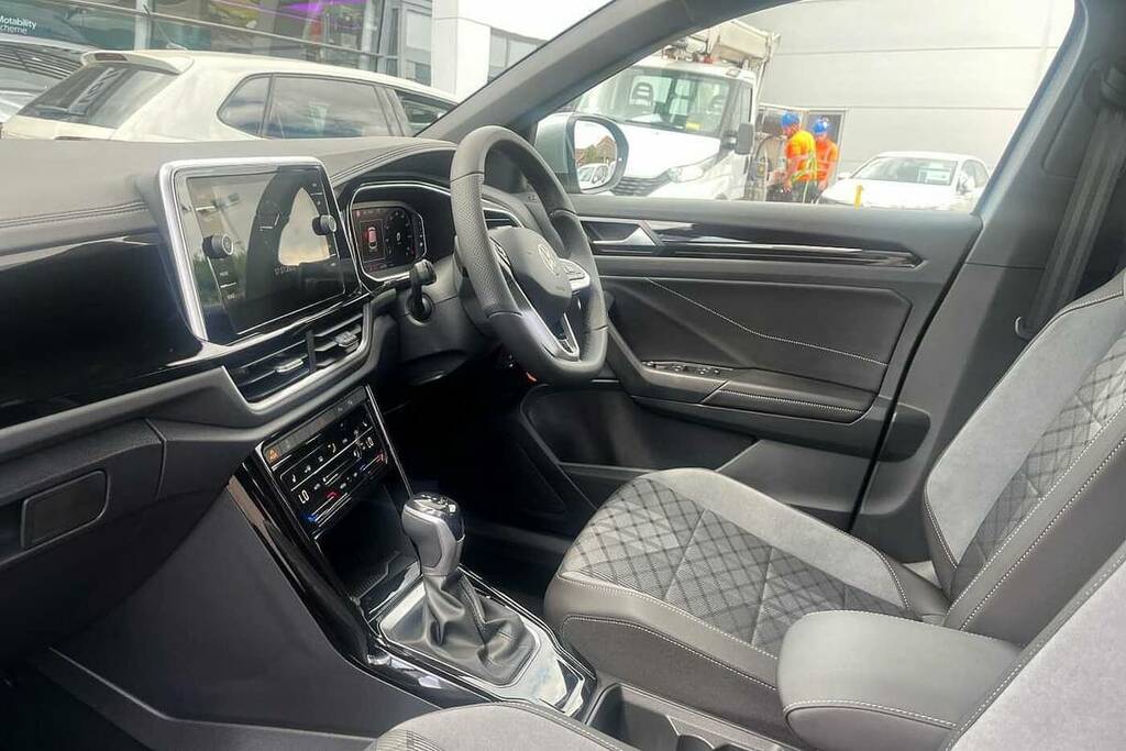 Volkswagen T-Roc 1.5 Tsi R-line Dsg BN25XNW Silver #2