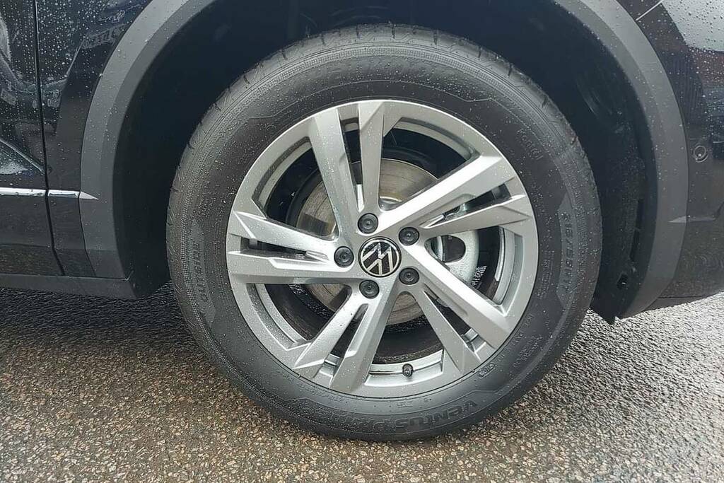 Volkswagen T-Roc 1.5 Tsi R-line BJ25XHO Black #5