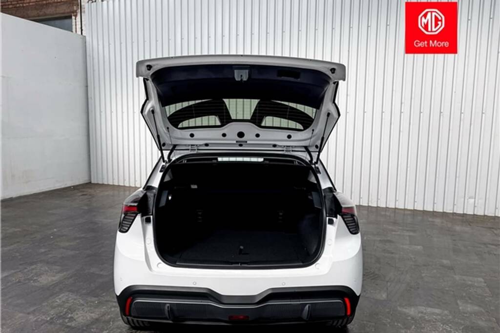 MG MG4 180Kw Trophy Ev Extended Range 77Kwh BL25HZG White #5