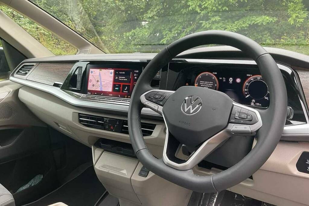 Volkswagen Multivan 2.0 Tdi Style Lwb Dsg BW25UHF Red #6