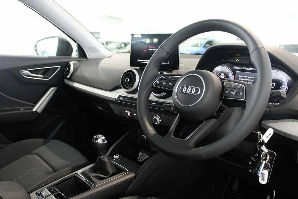 Audi Q2 30 Tfsi 116 Sport Grey #5