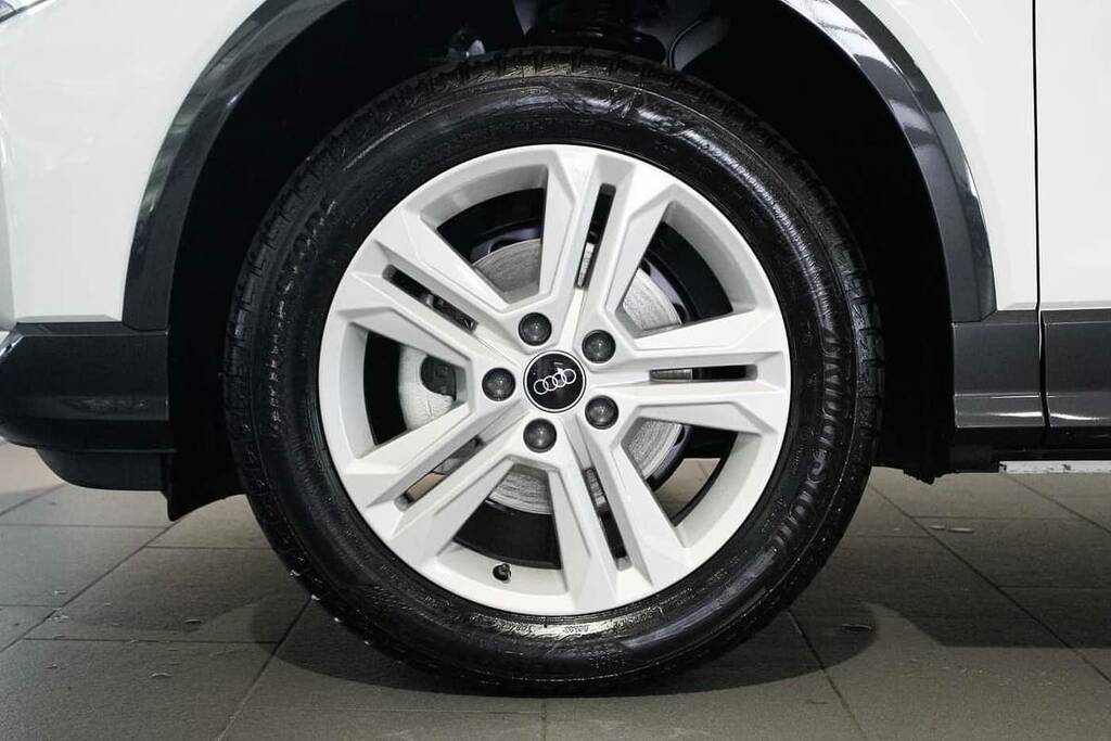 Audi Q2 30 Tfsi 116 Sport White #5