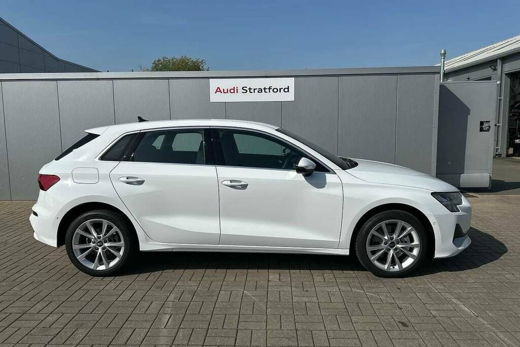 Audi A3 40 Tfsi E Sport S Tronic VN25XDJ White #4