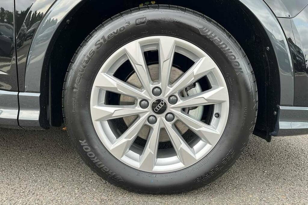 Audi Q3 35 Tfsi Sport S Tronic BJ25XRT Black #5