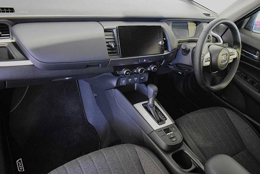 Honda Jazz 1.5 I-mmd Hybrid Advance Ecvt VN25GKK Blue #2